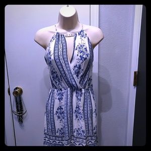 Charlotte Russe Beautiful china blue and white print dress
